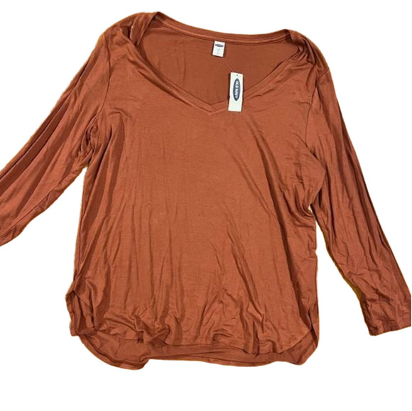 🧡 $5 for $25 🧡 OLD NAVY top NWT - Picture 1 of 3